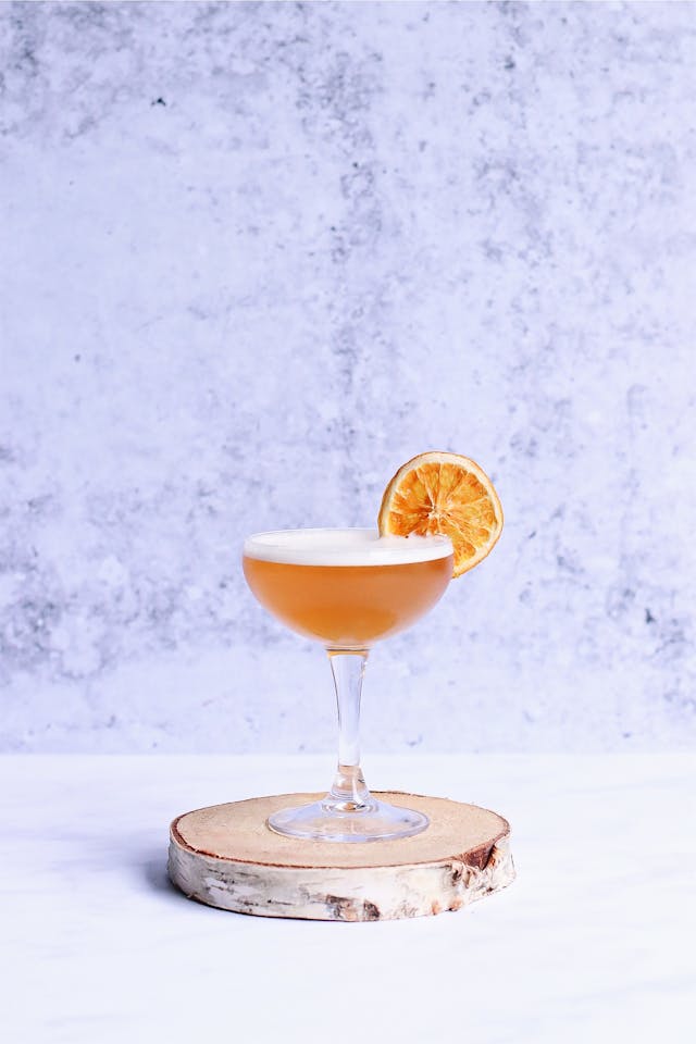 Aperol Sour mit Eiweiß